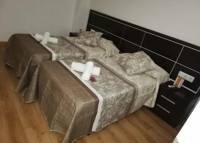 Orois Πανσιόν Melide