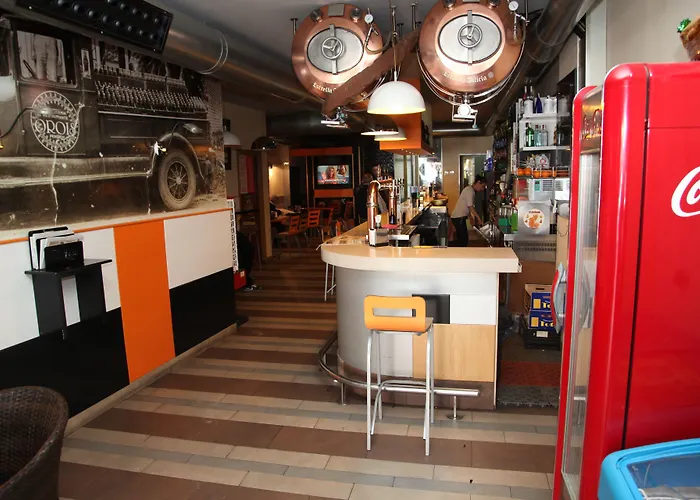 Πανσιόν Orois Melide