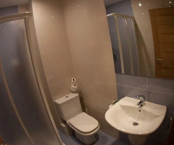 Orois Гостевой дом Мелиде