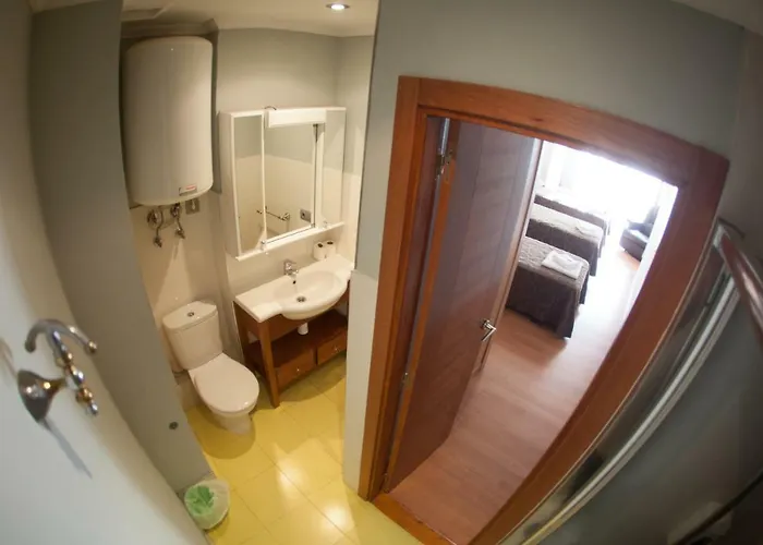 Orois Πανσιόν Melide